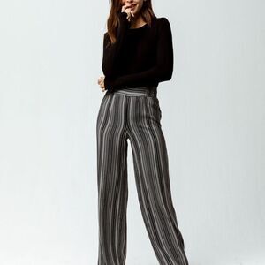 Ivy & Main Black And White Wide‎ Leg Pants Sz